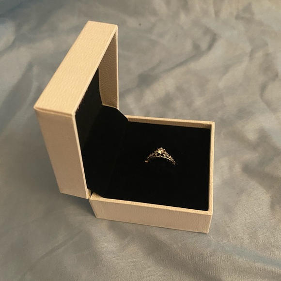 Pandora fairytale wishbone ring - Picture 2 of 3